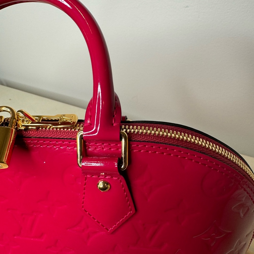 DO NOT BUY THIS BAG IS SOLD - Picture 9 of 14